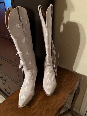 Light Grey Suede w/ White Leather Star inlaid detail Knee-high Boots w/Fringe